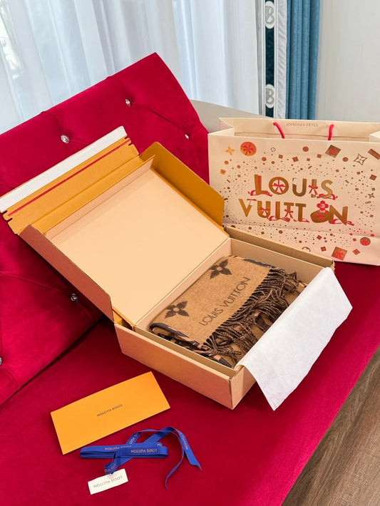 LV SCARF