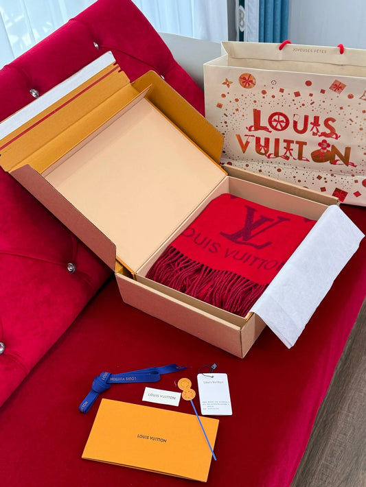LV SCARF