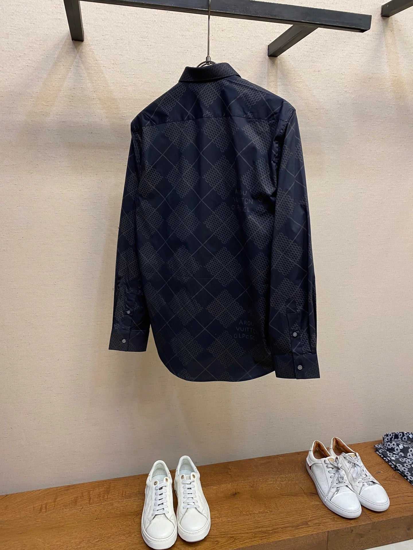 LV SHIRT