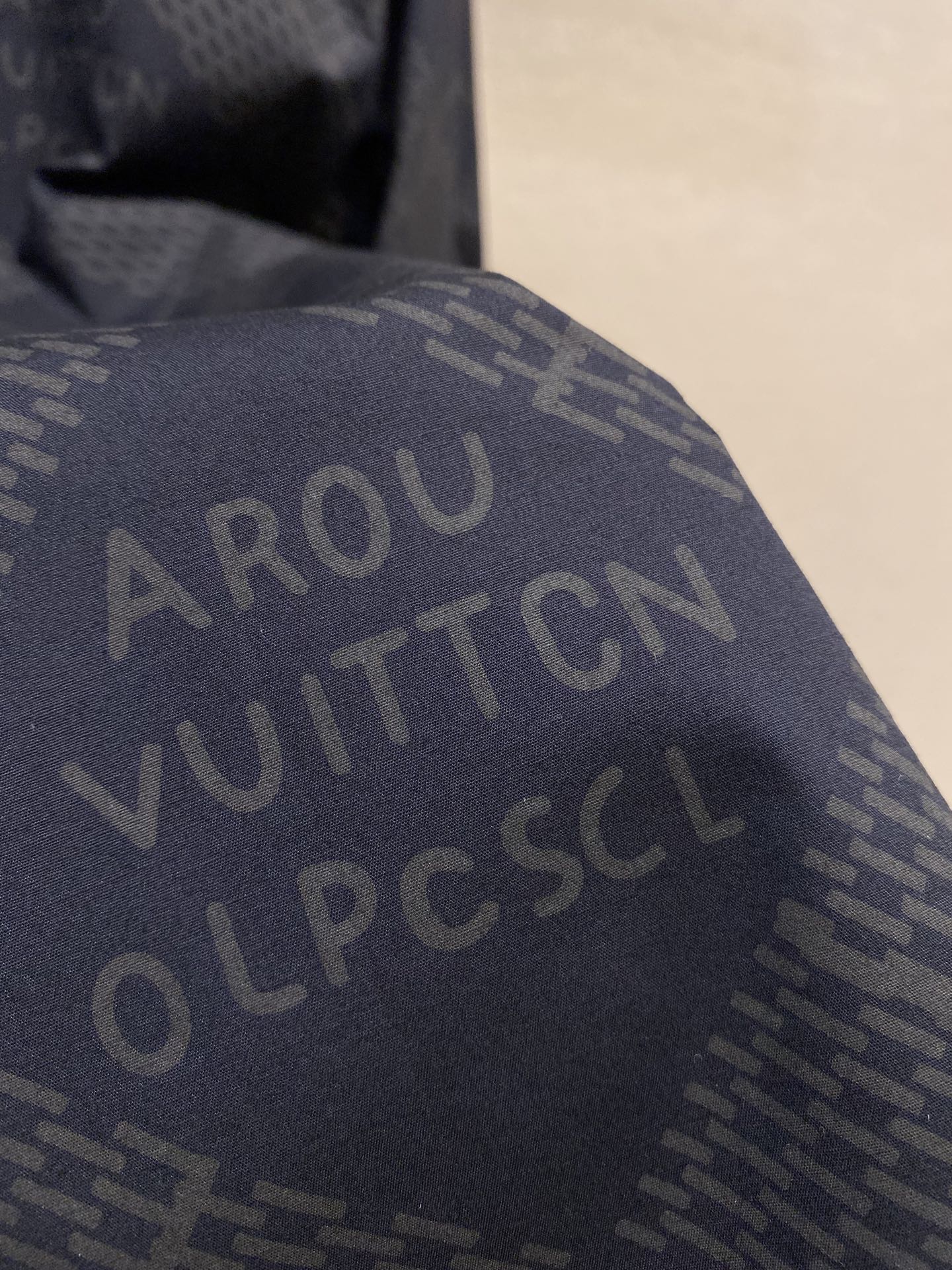 LV SHIRT