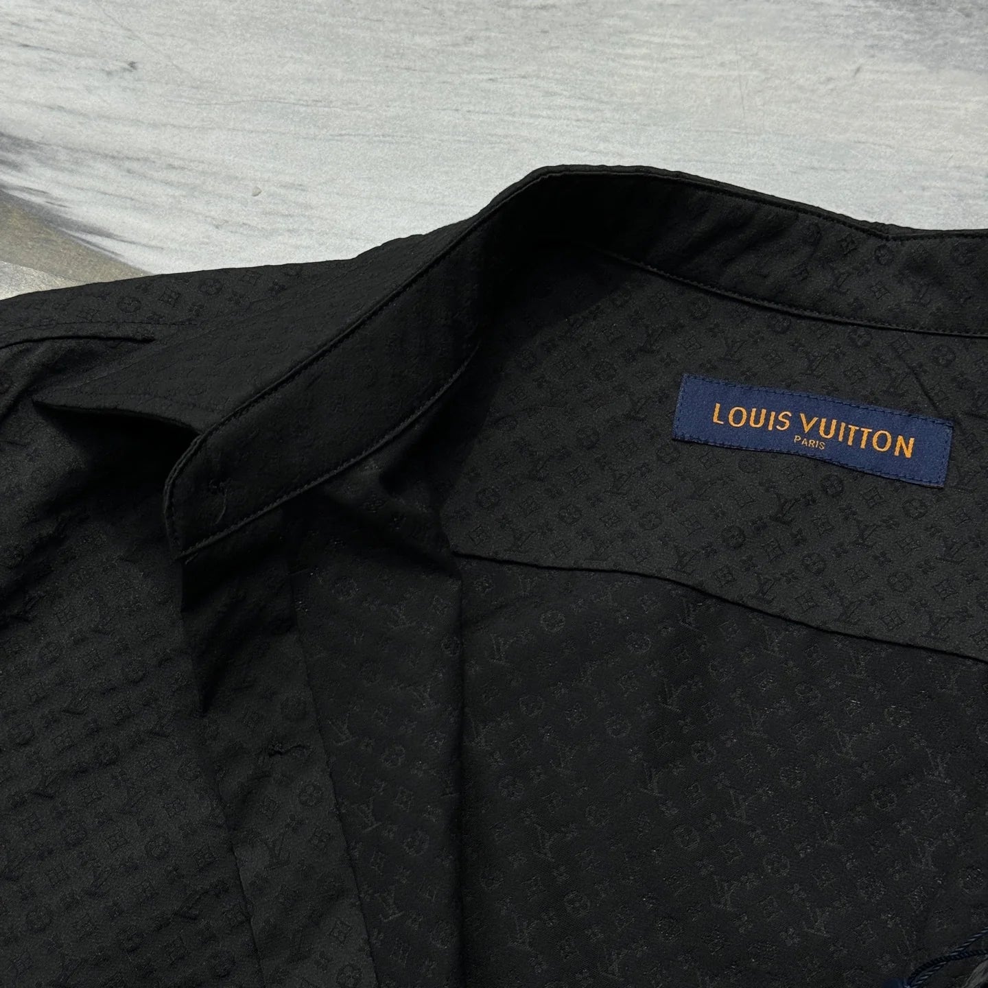 LV SHIRT