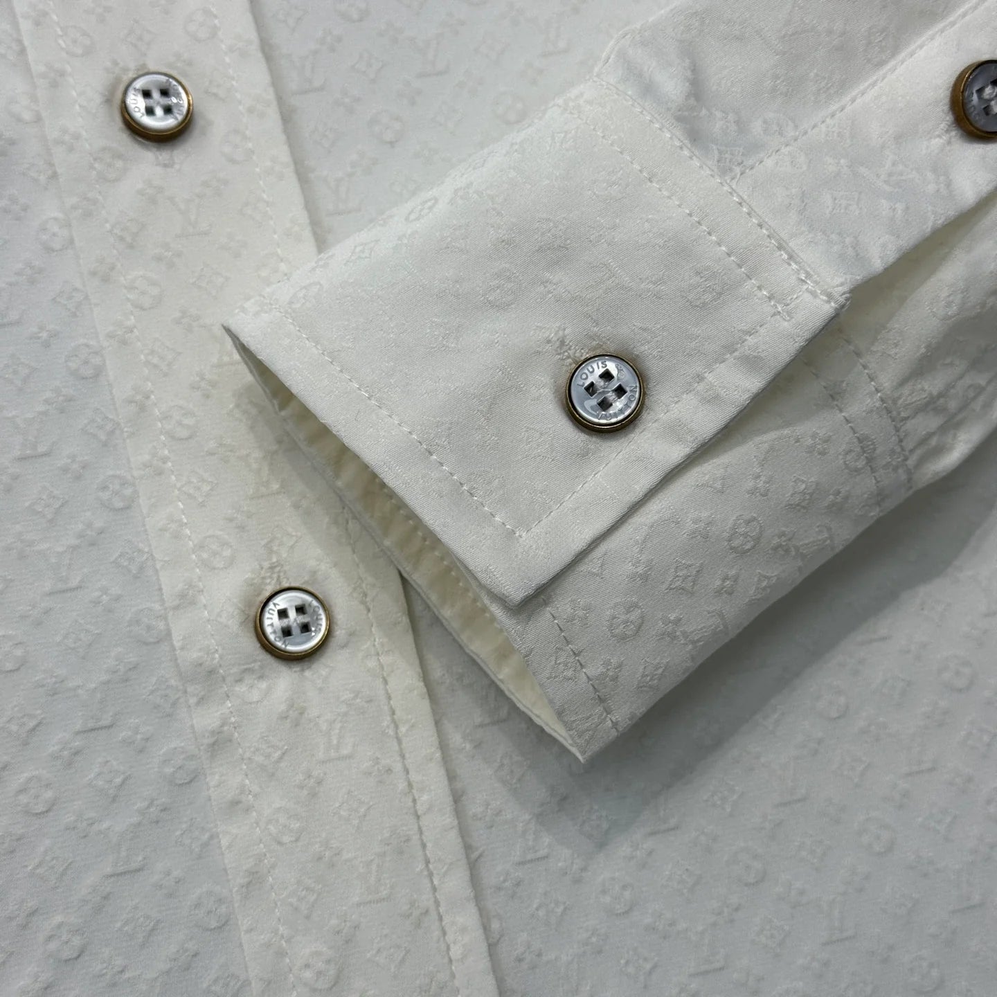 LV SHIRT