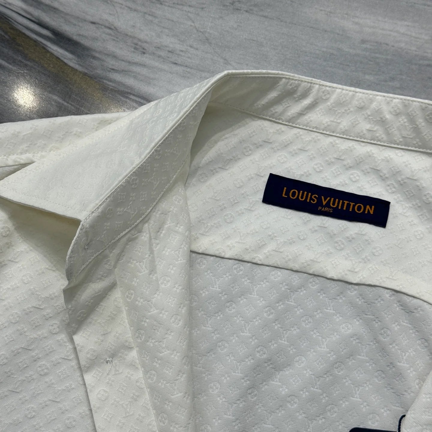 LV SHIRT