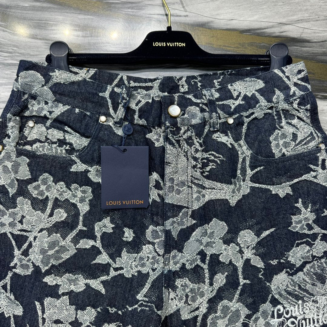 LV SHORTS