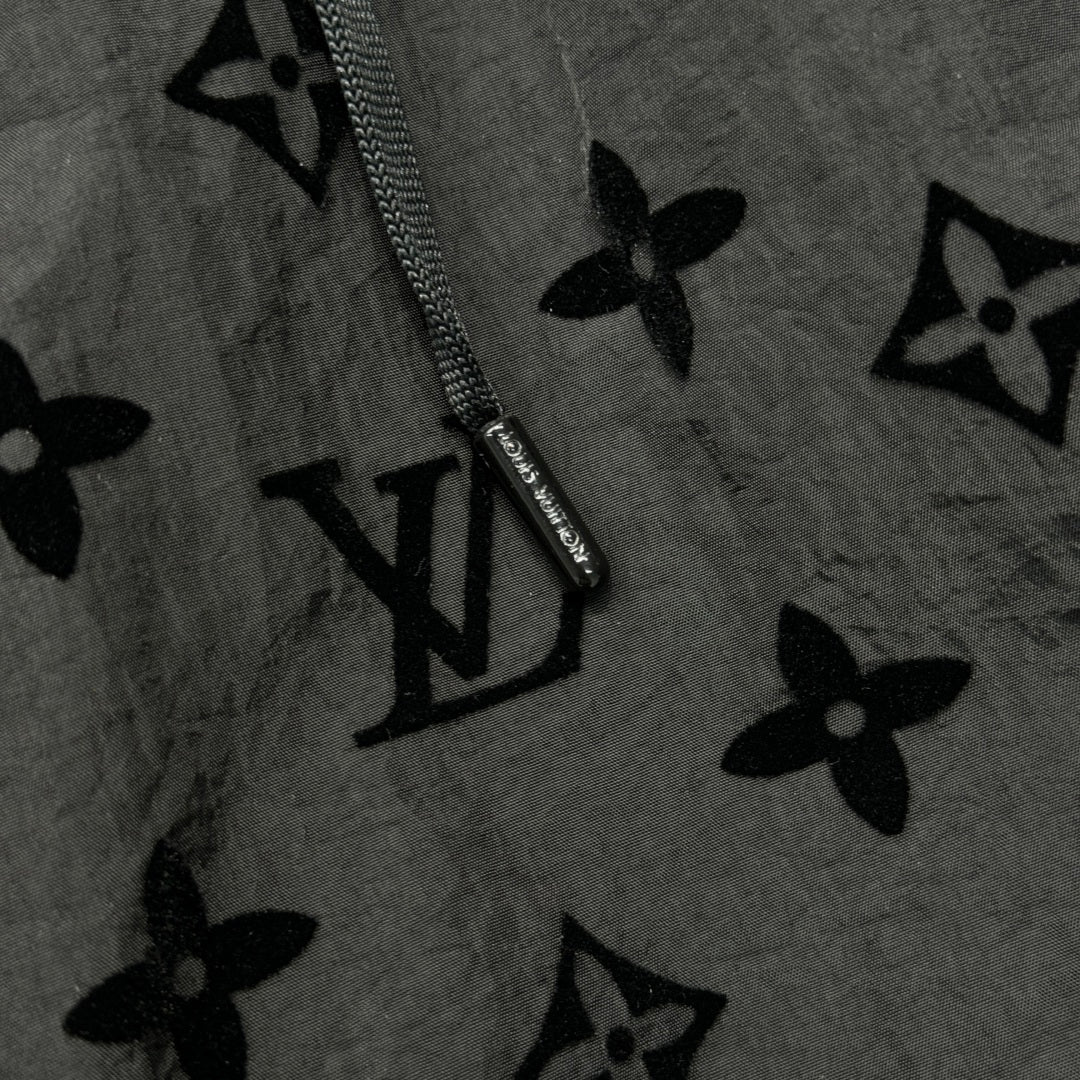 LV SHORTS