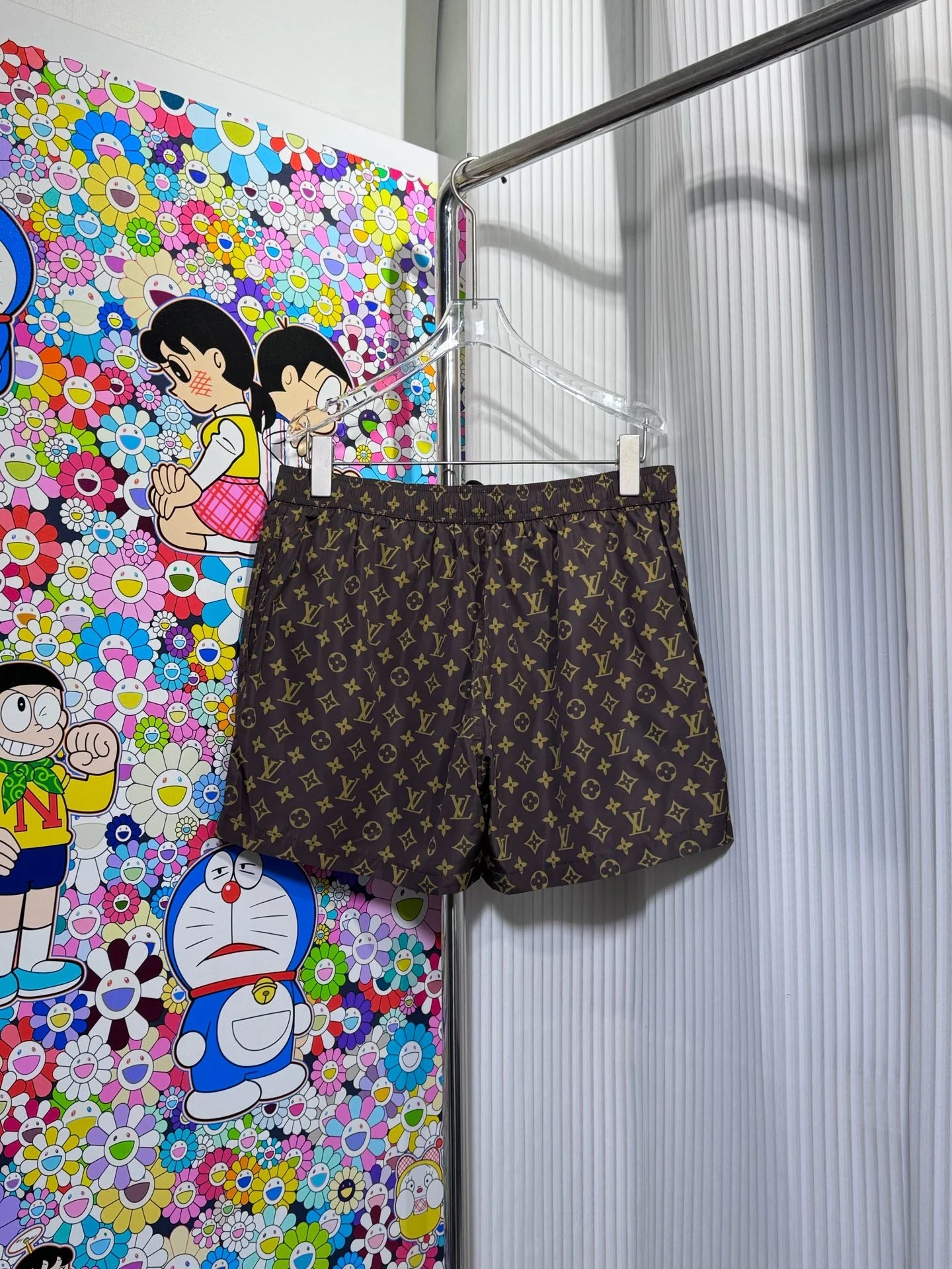 LV SHORTS