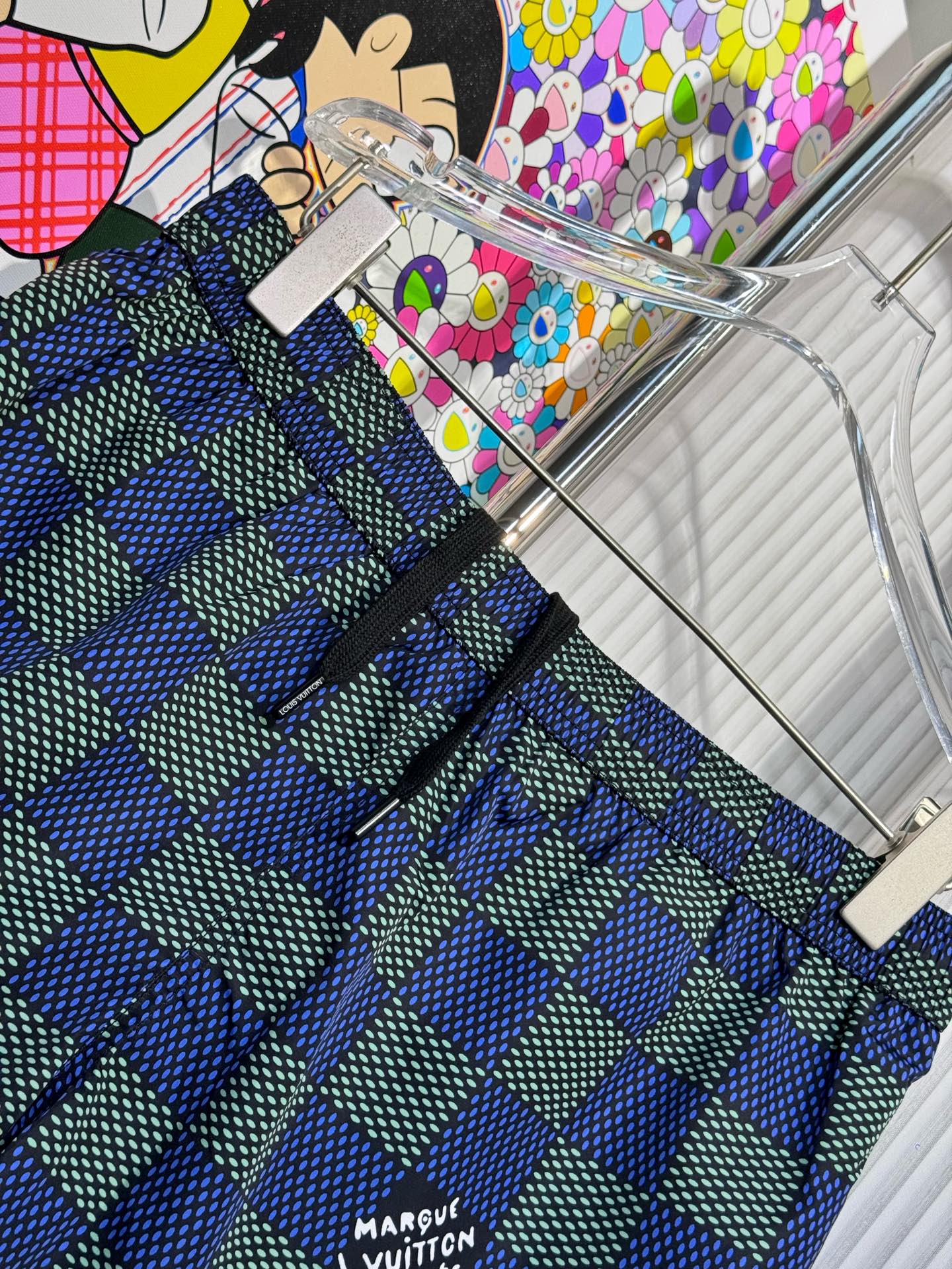 LV SHORTS
