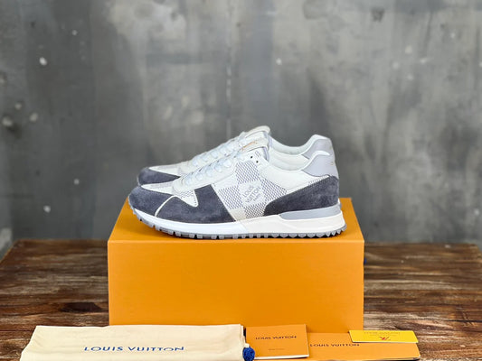 LV SNEAKER