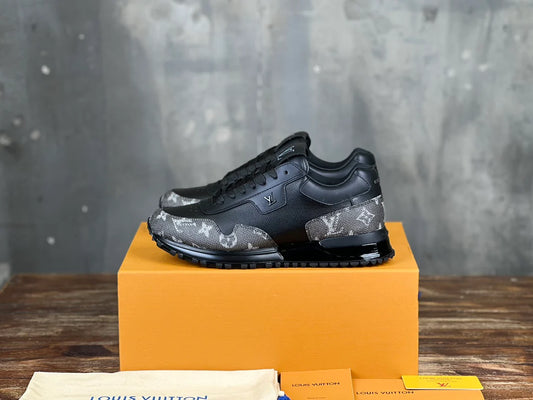 LV SNEAKER