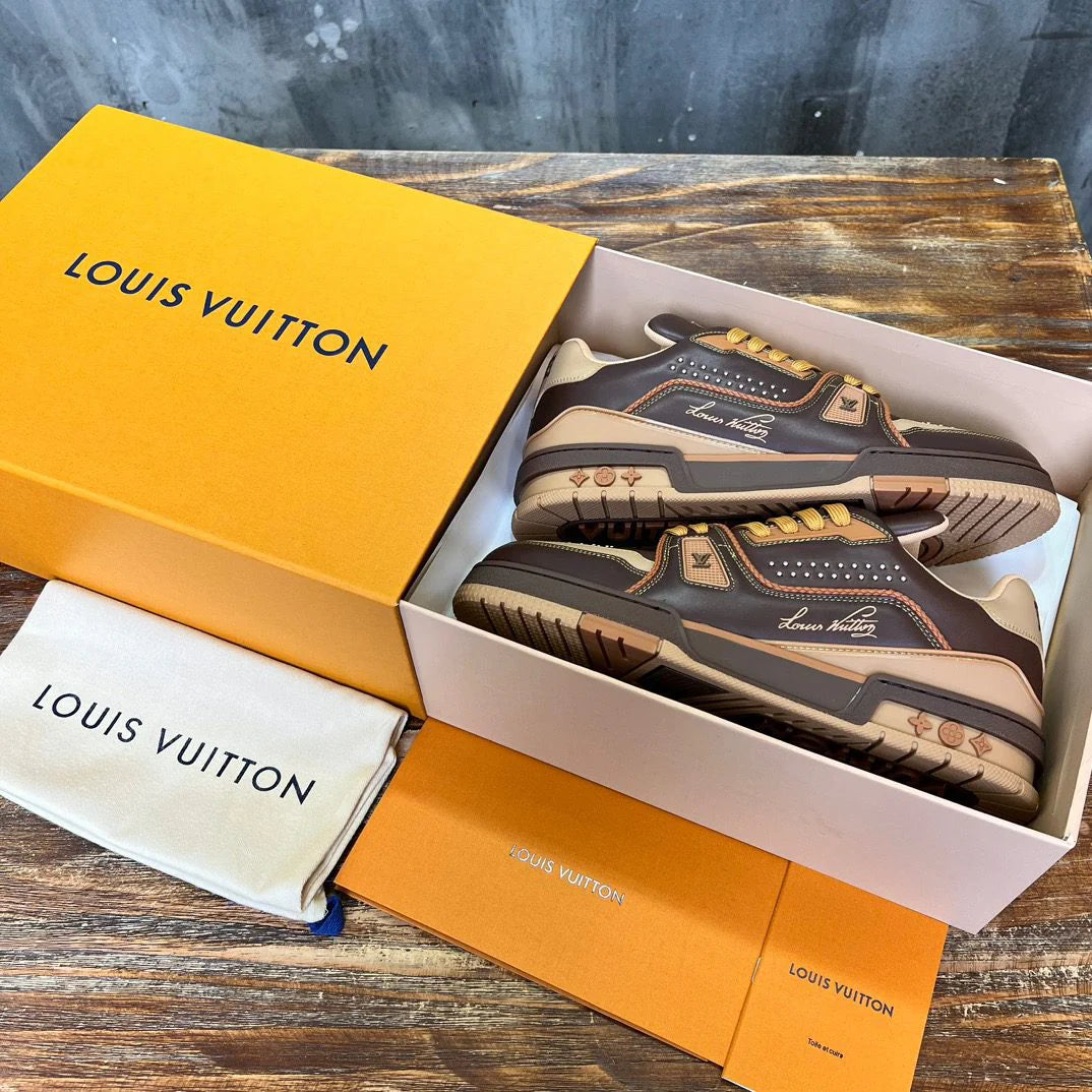 LV SNEAKER