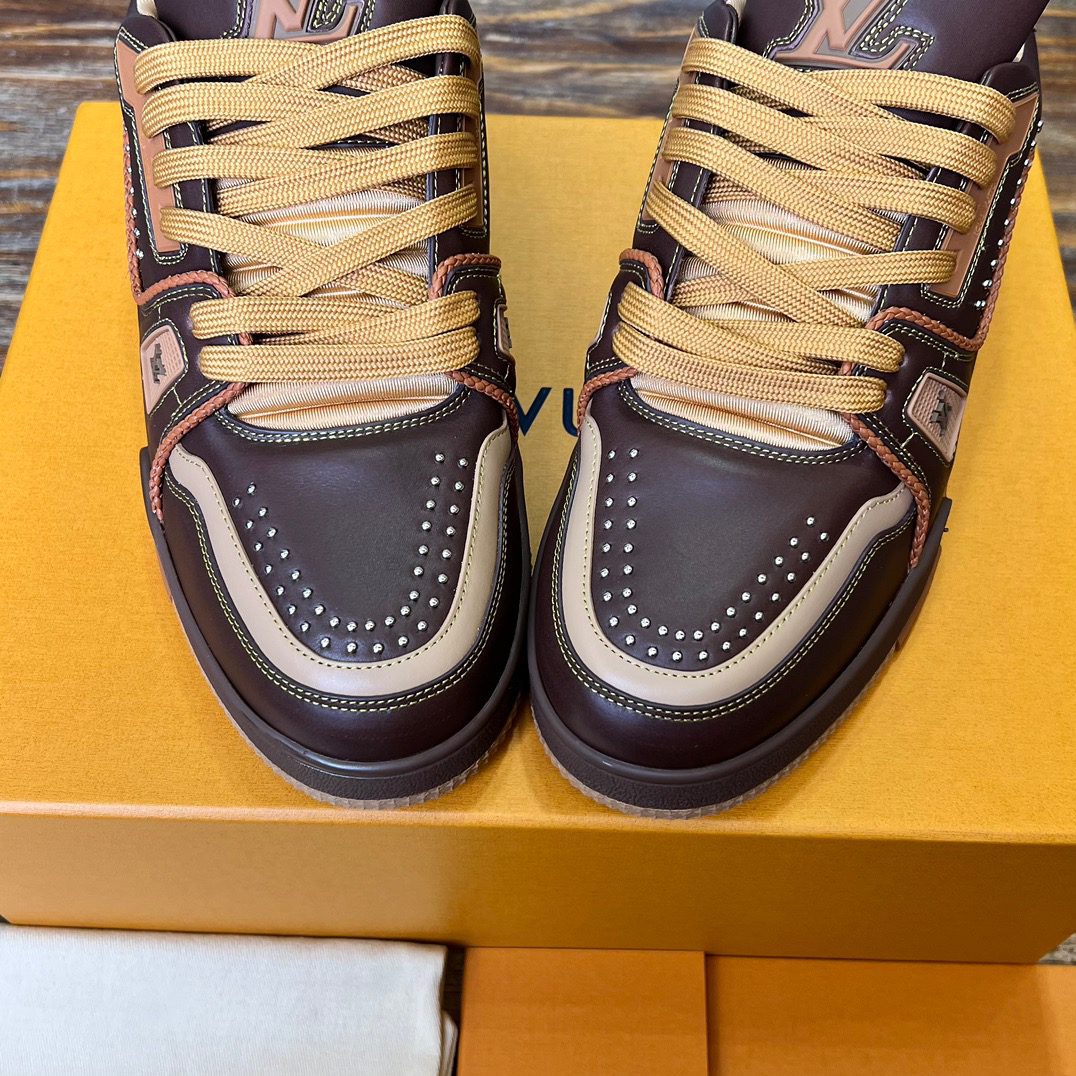 LV SNEAKER