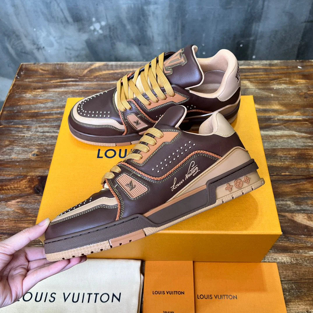 LV SNEAKER