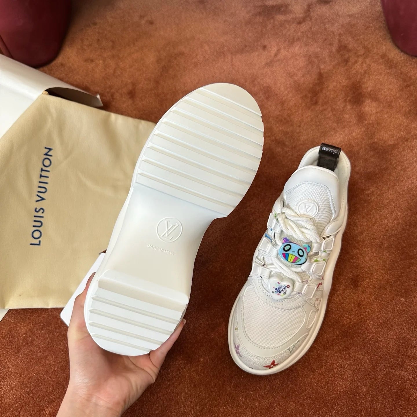 LV SNEAKER
