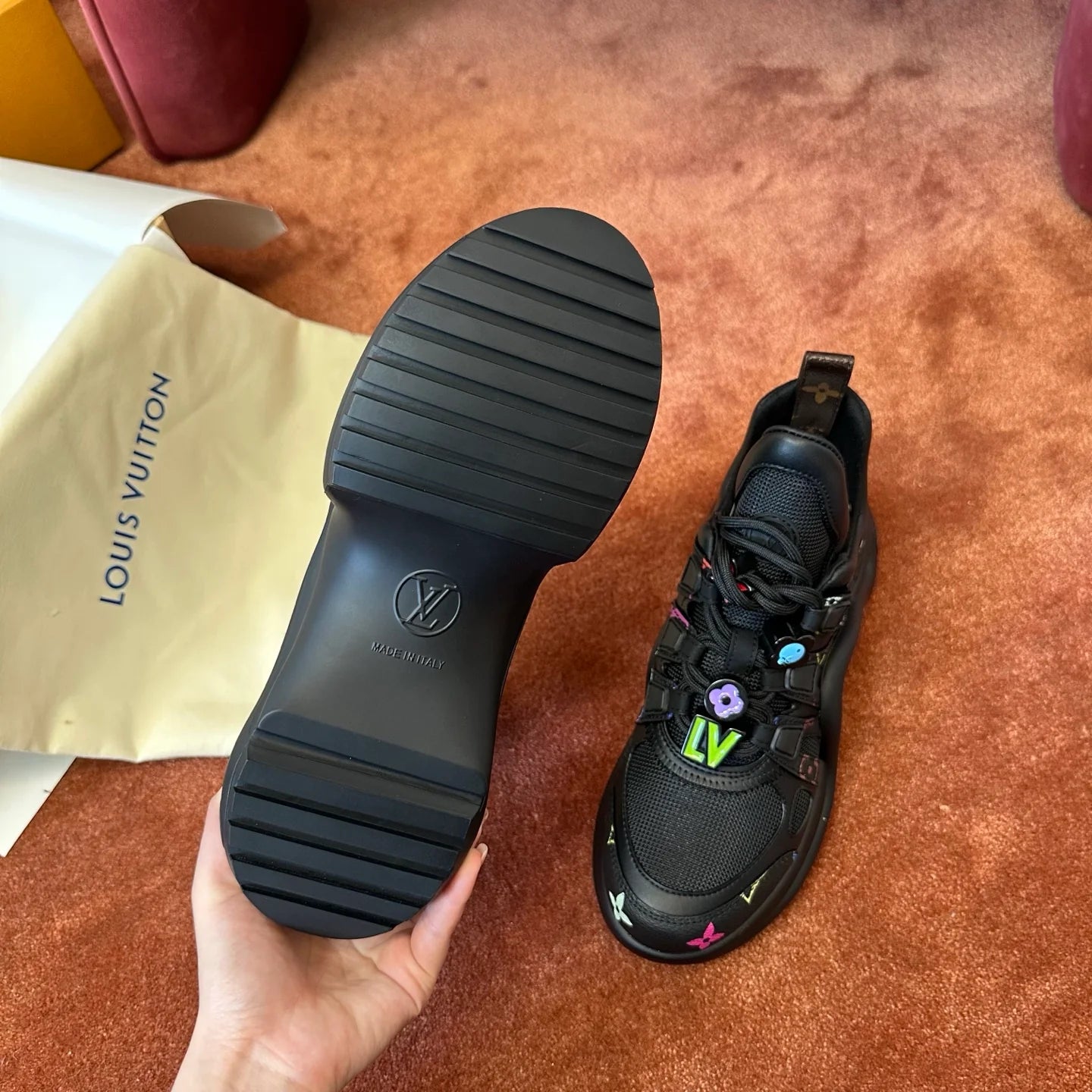 LV SNEAKER