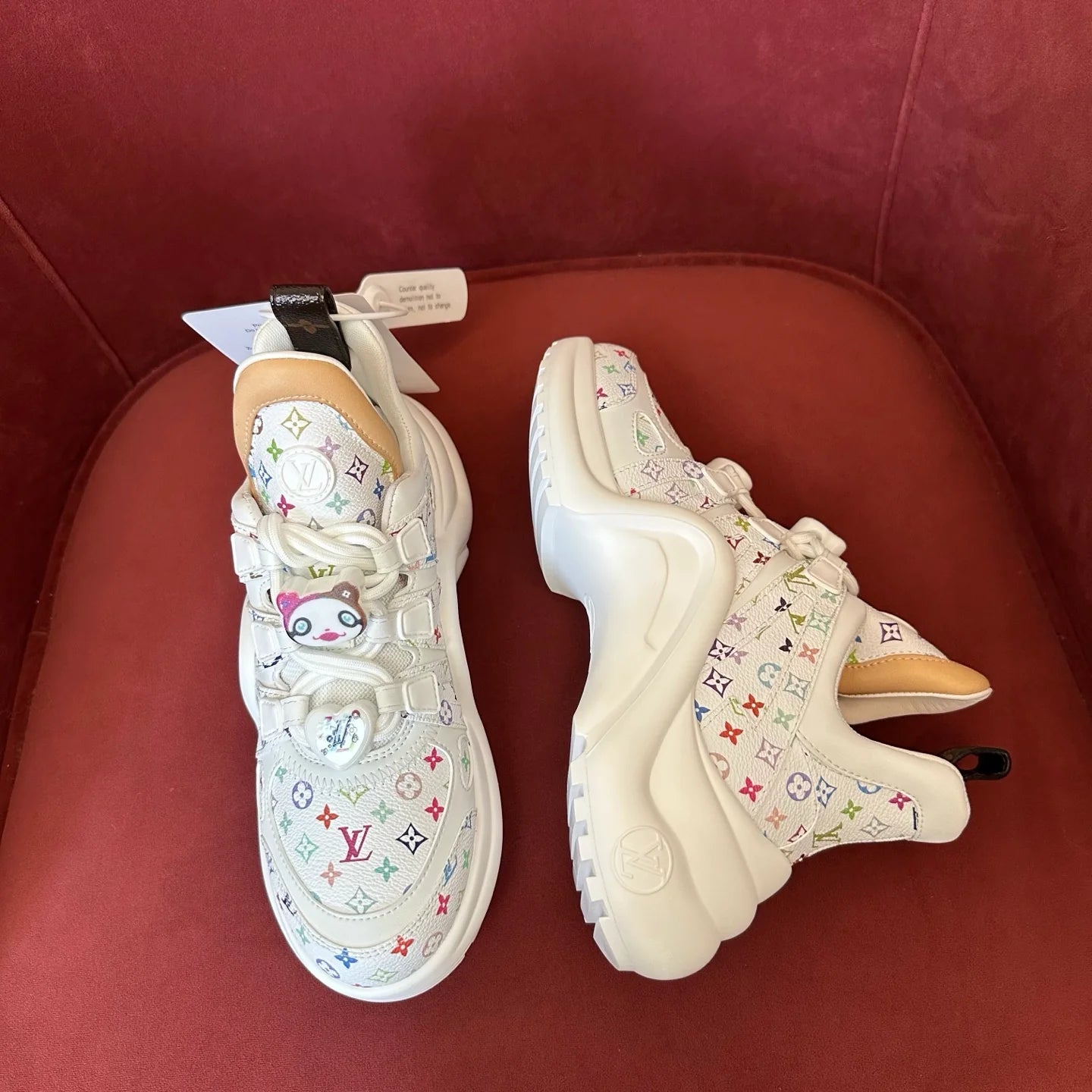 LV SNEAKER