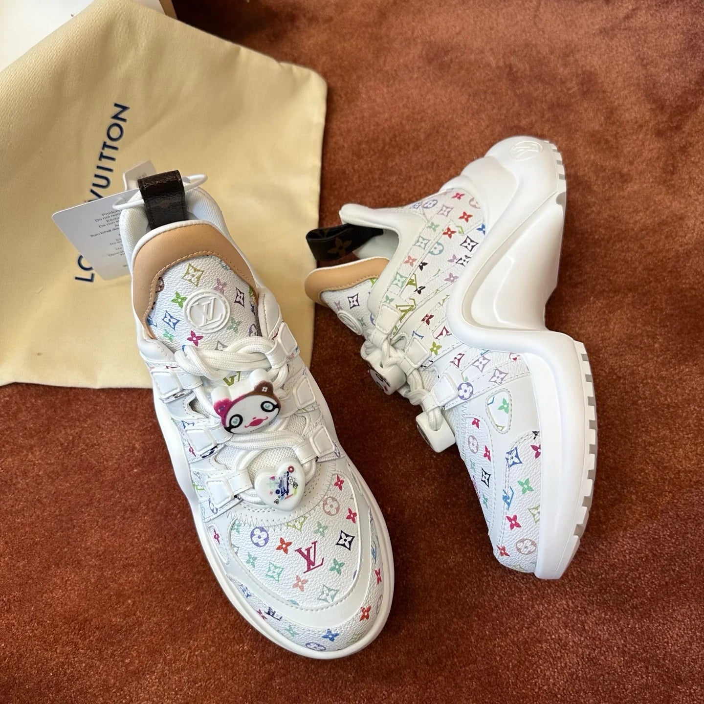 LV SNEAKER