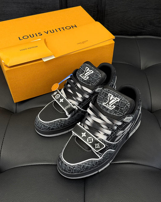 LV SNEAKER