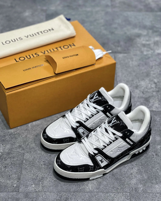 LV SNEAKER
