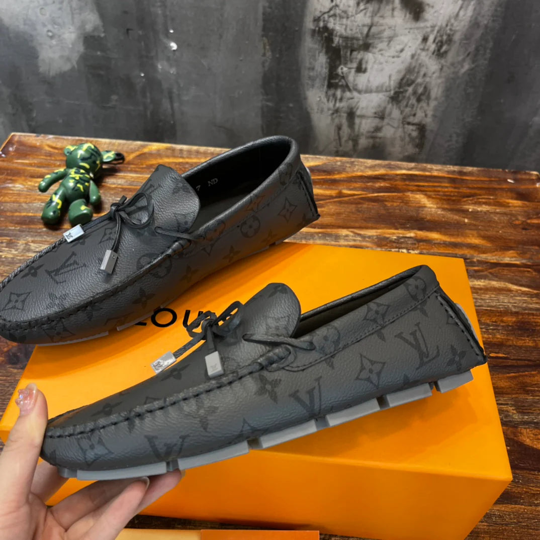 LV SNEAKER