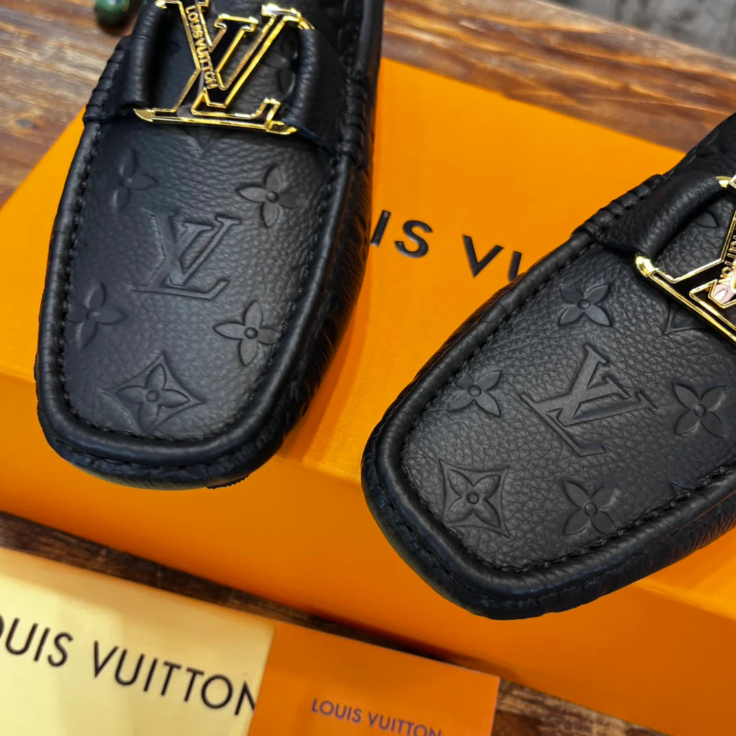 LV SNEAKER