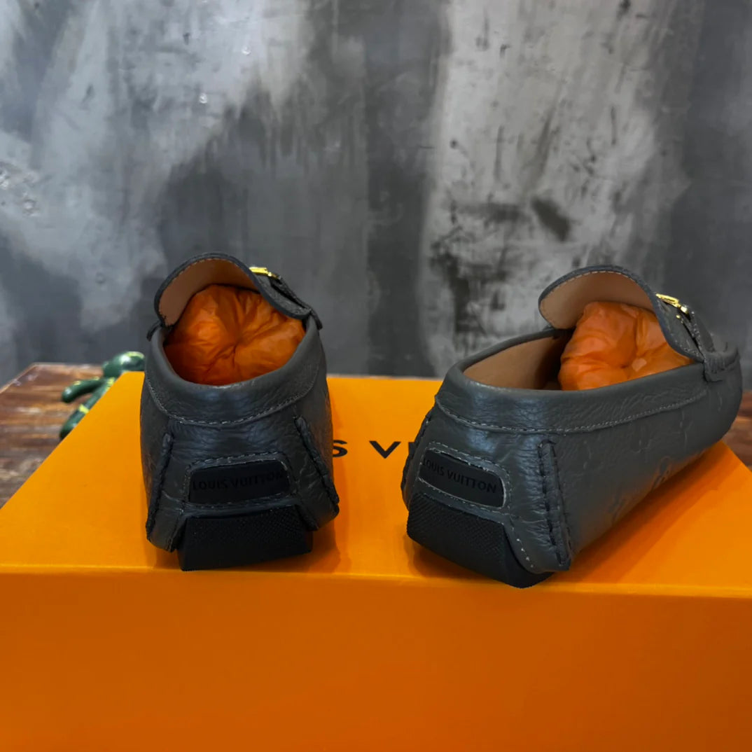 LV SNEAKER