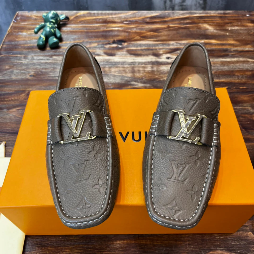 LV SNEAKER