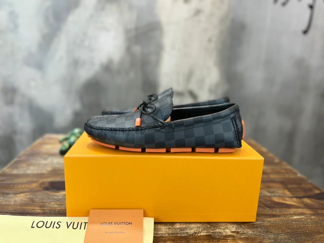 LV SNEAKER
