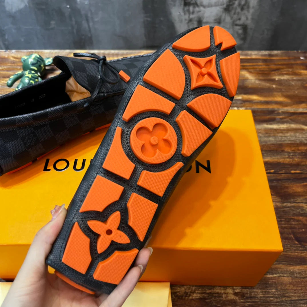 LV SNEAKER