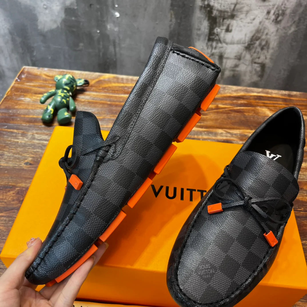 LV SNEAKER