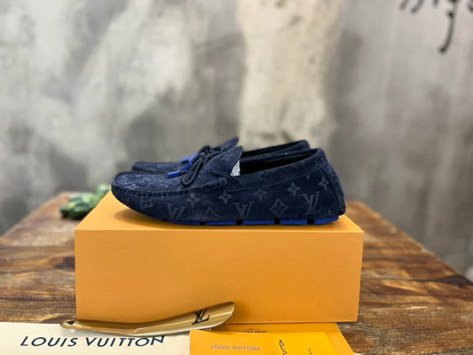 LV SNEAKER