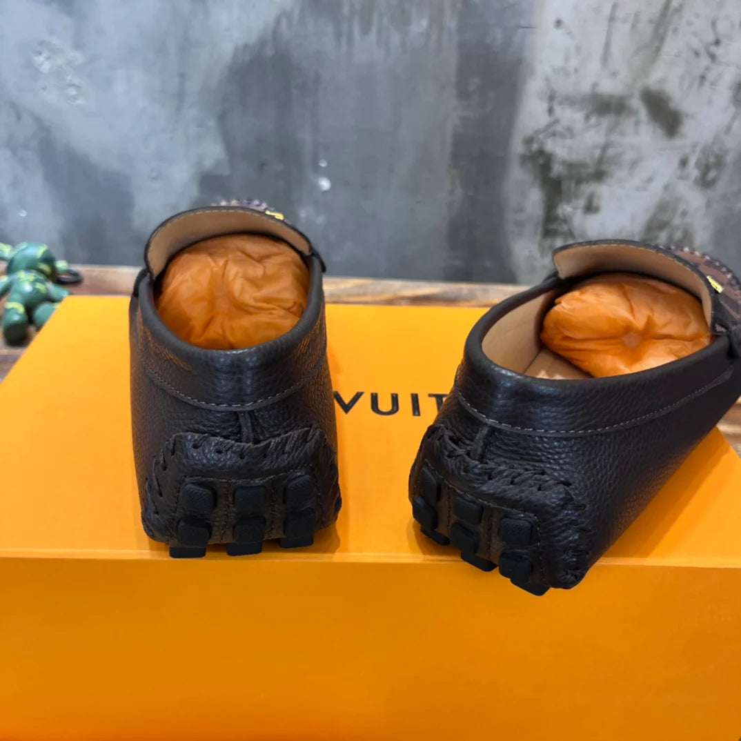 LV SNEAKER