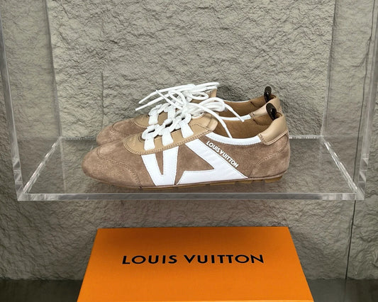 LV SNEAKER