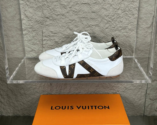 LV SNEAKER