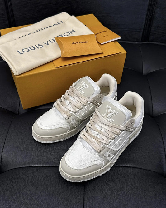 LV SNEAKER