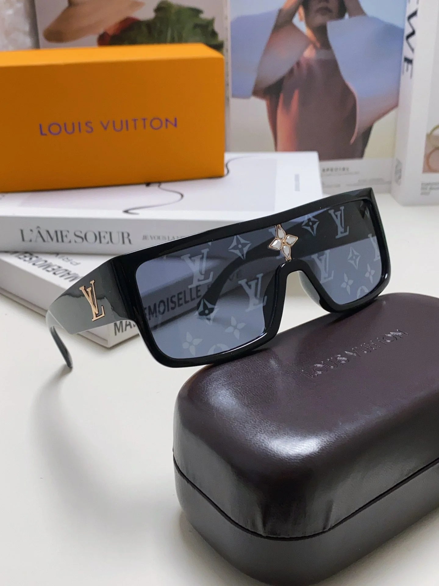 LV SUNGLASSES