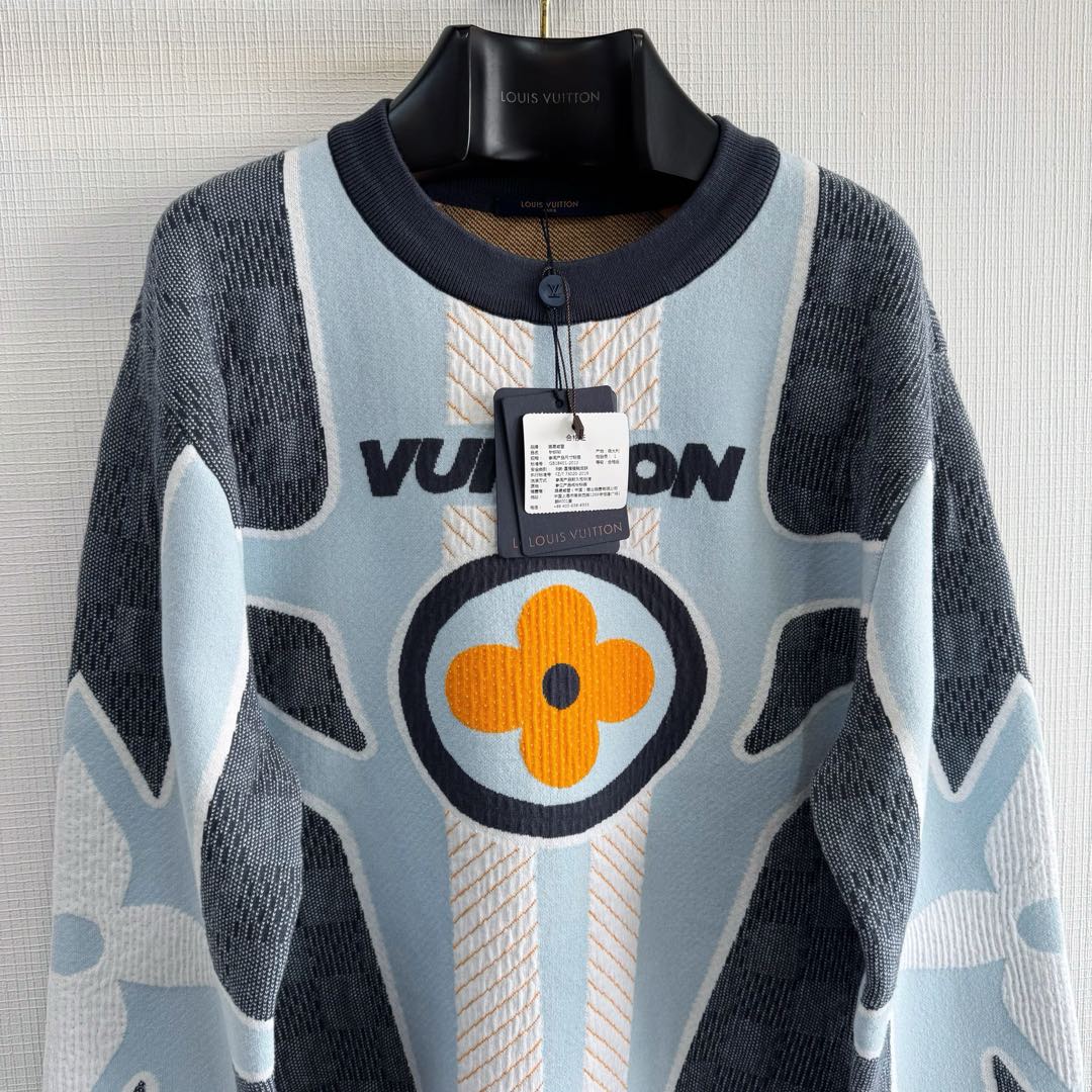 LV SWEATER