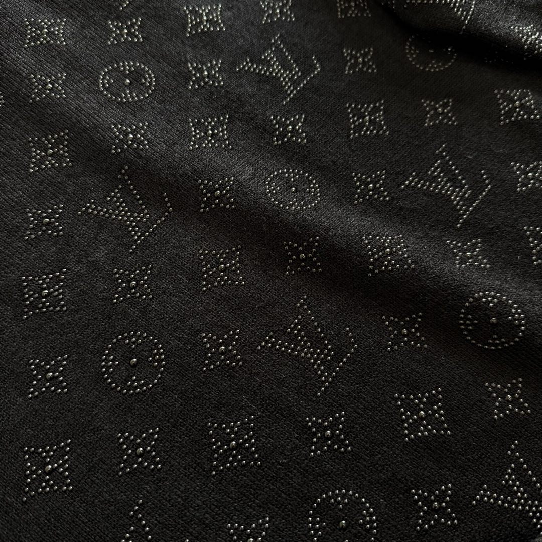 LV SWEATER