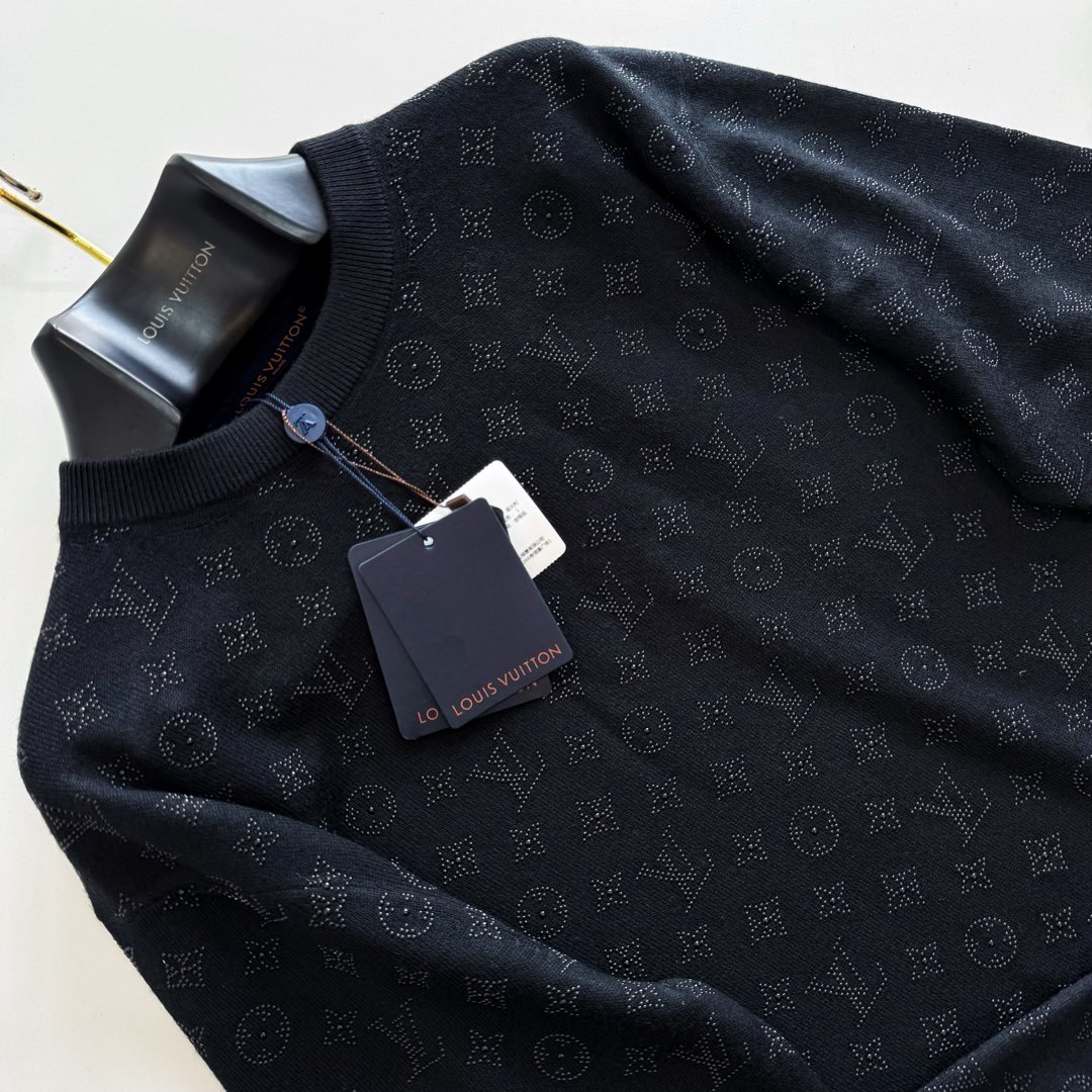 LV SWEATER