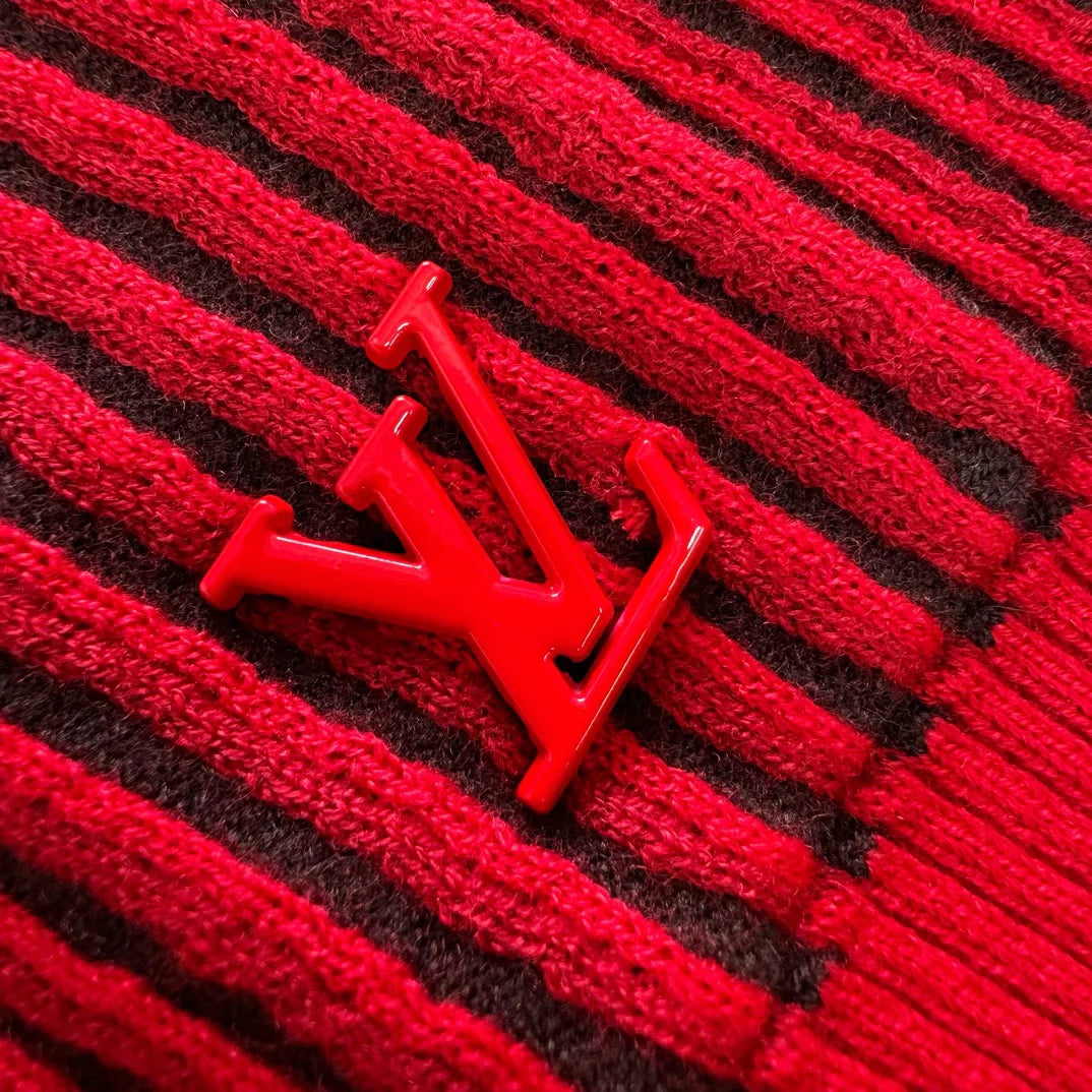LV SWEATER