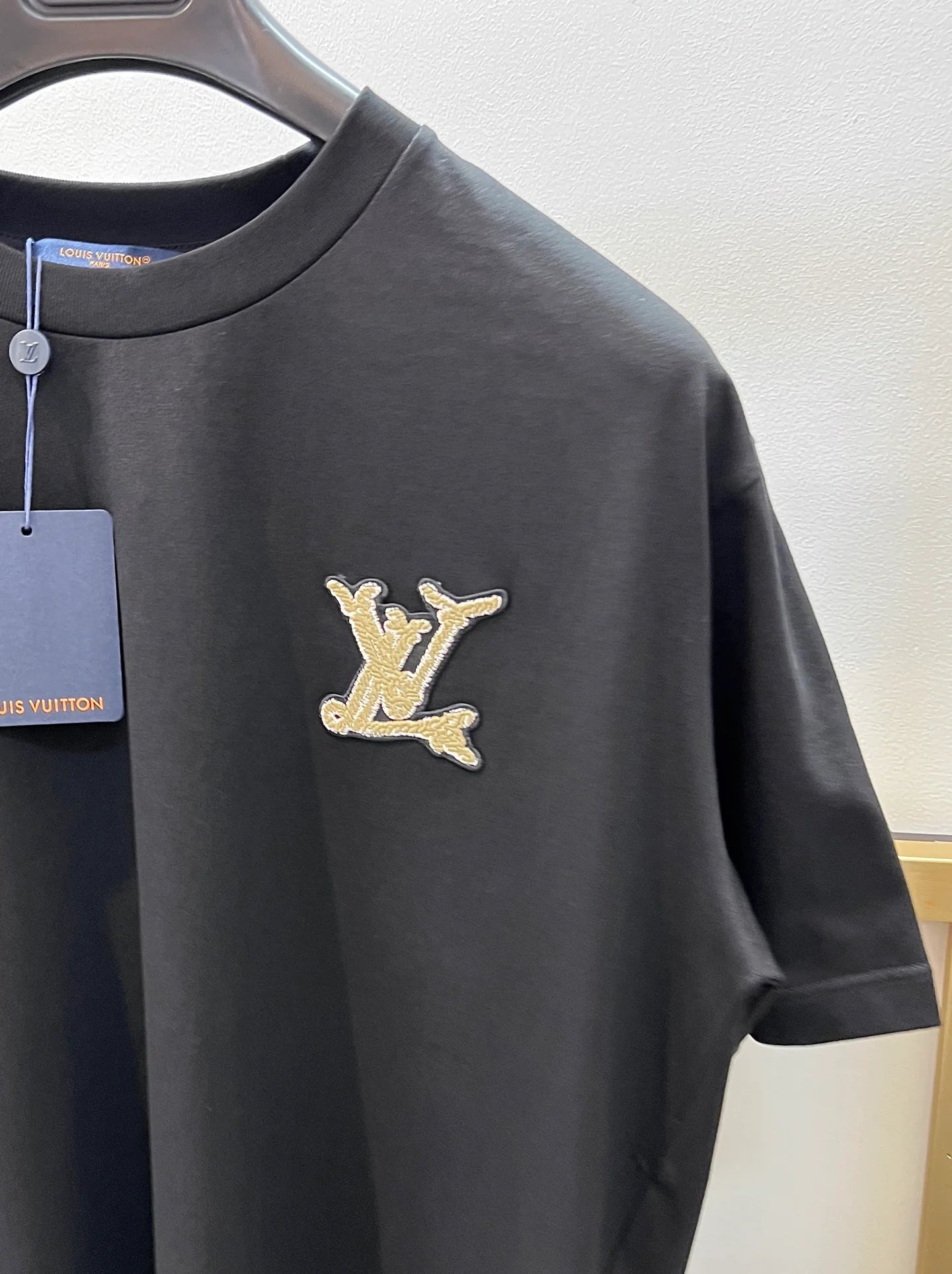 LV TSHIRT