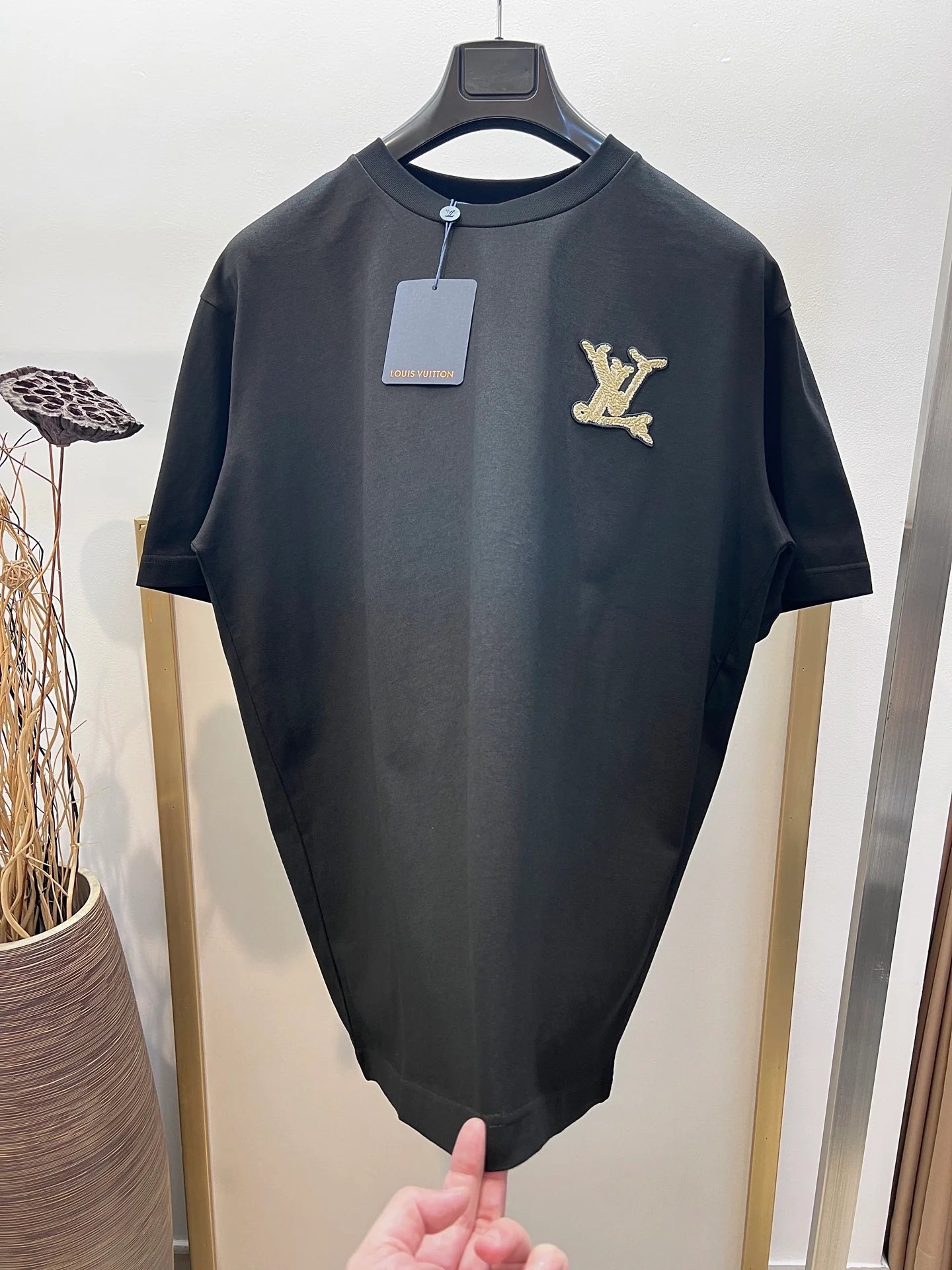 LV TSHIRT