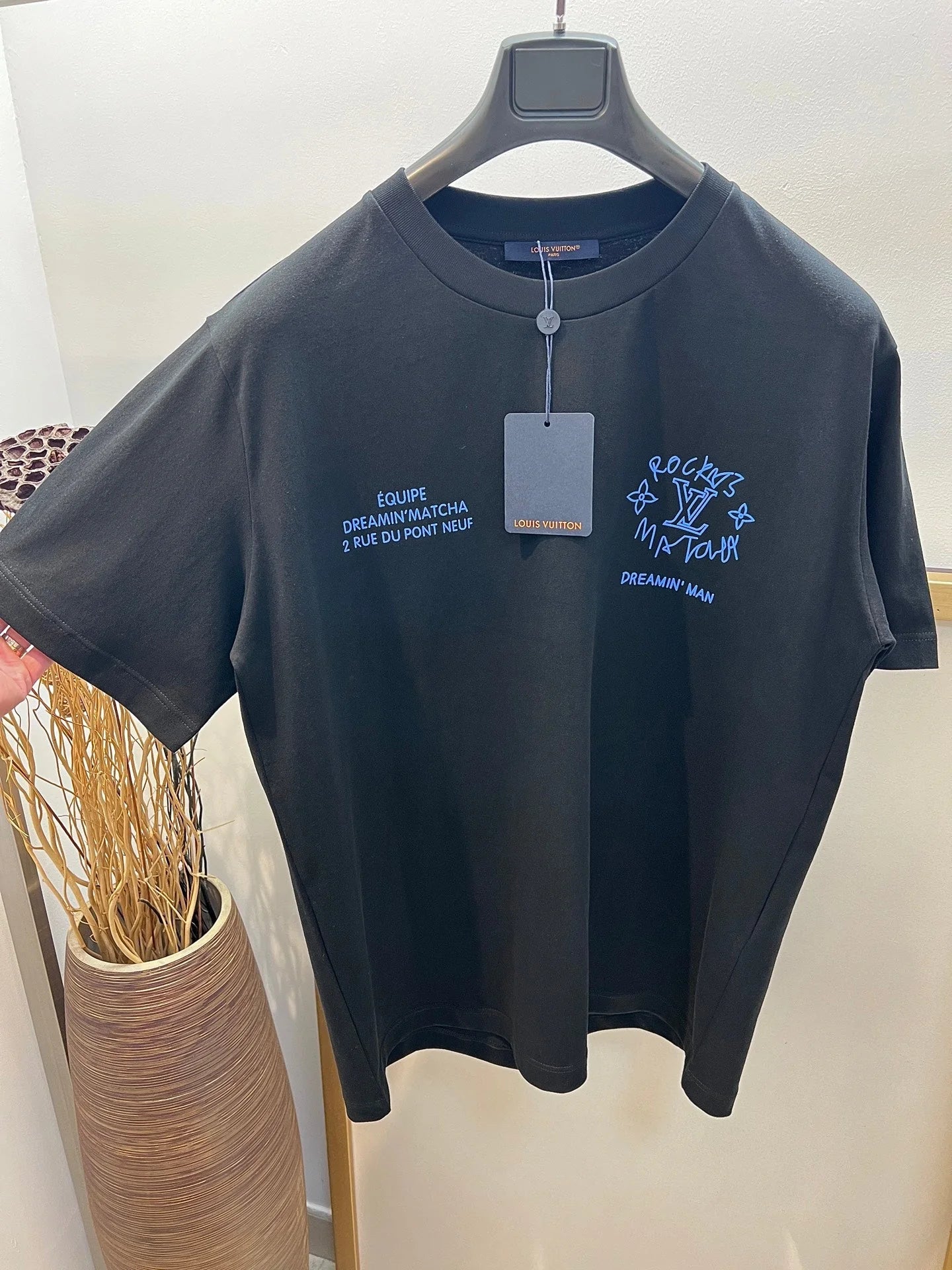 LV TSHIRT 2025