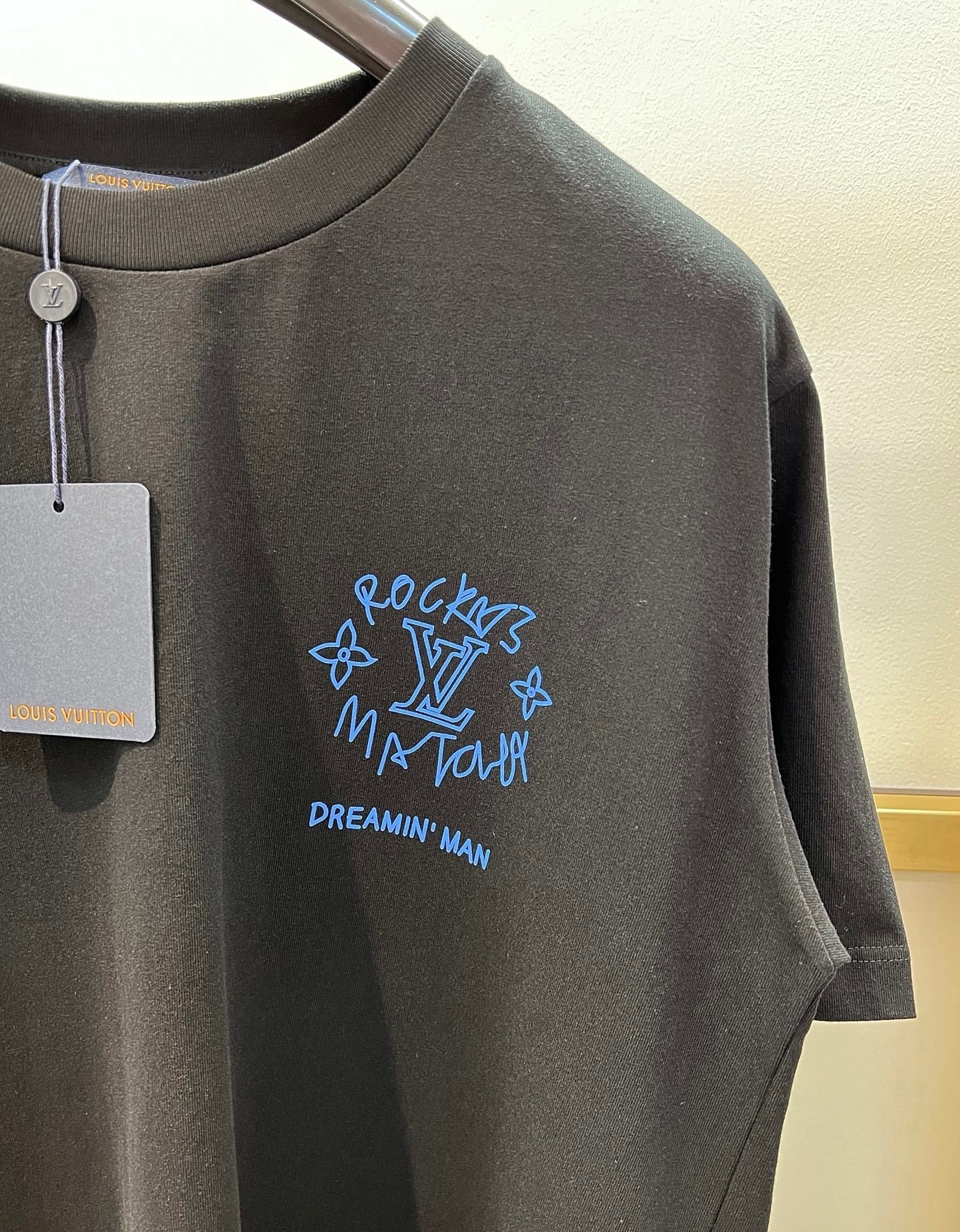 LV TSHIRT 2025