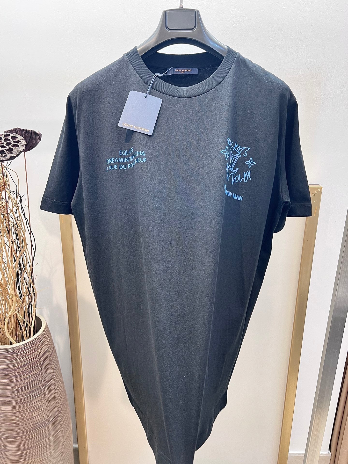 LV TSHIRT 2025