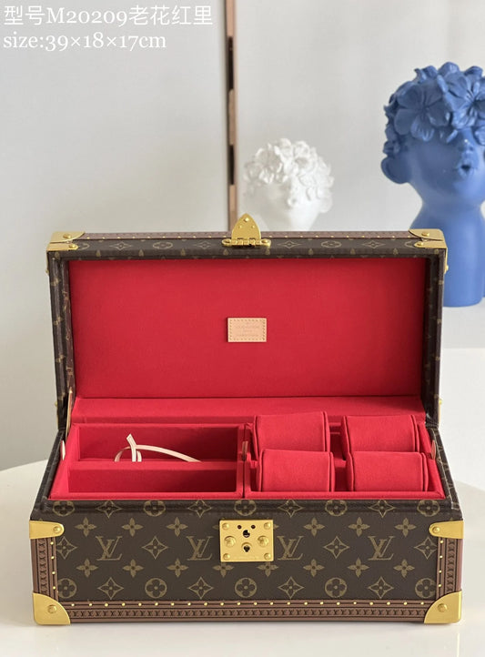 LV WATCHES BOX