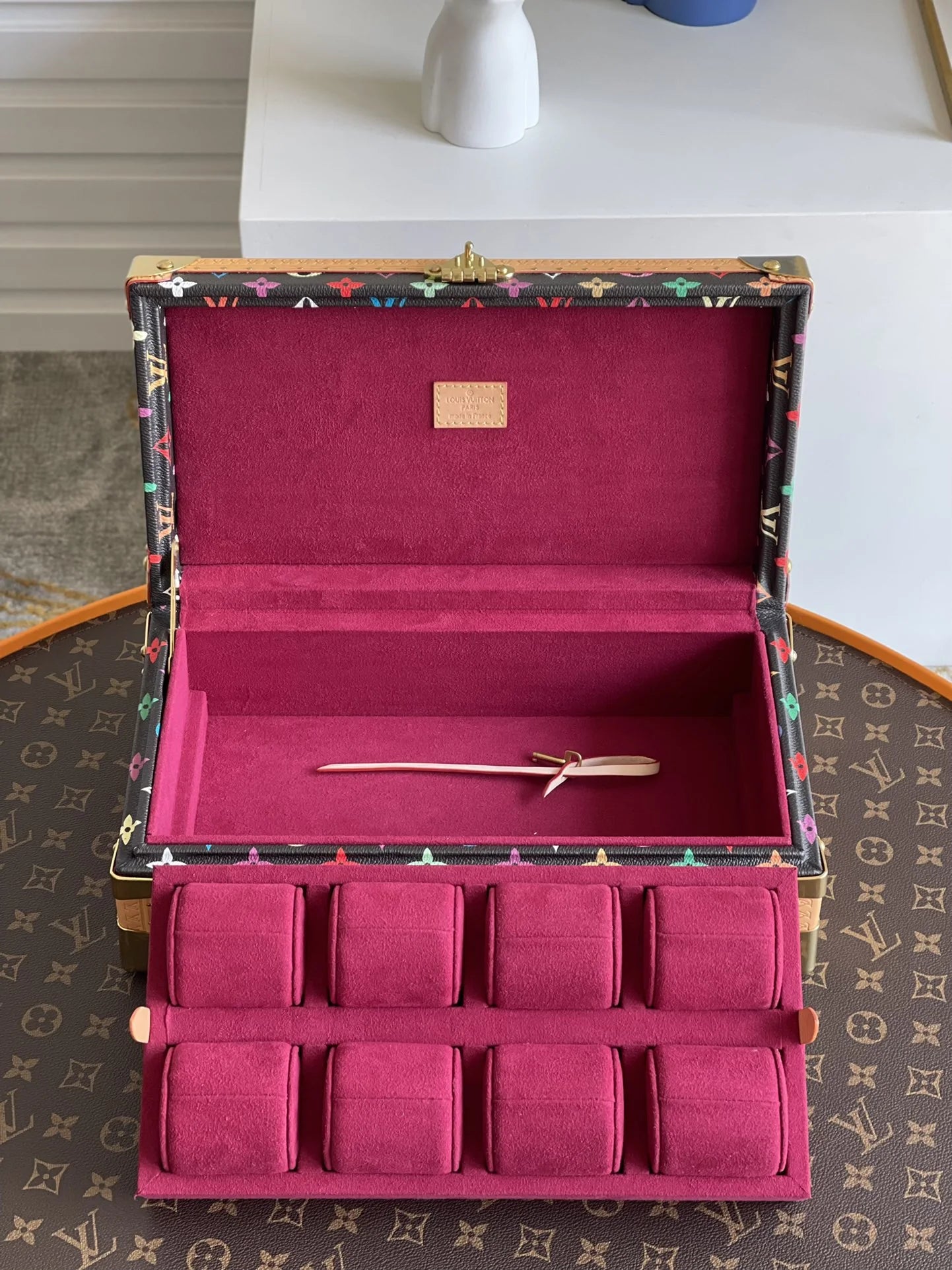 LV WATCHES BOX