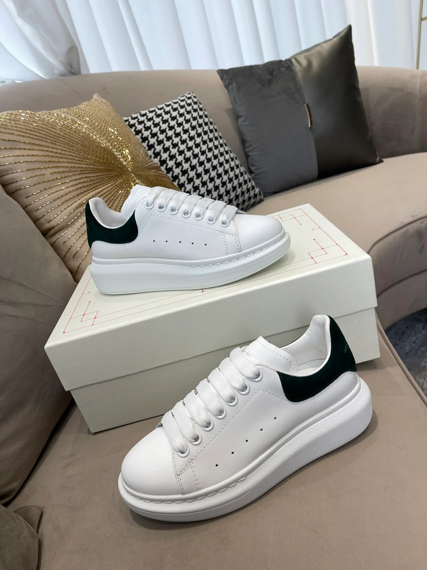 MCQUEEN SNEAKER