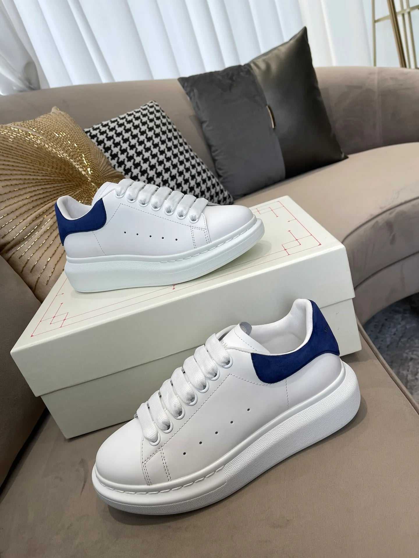 MCQUEEN SNEAKER