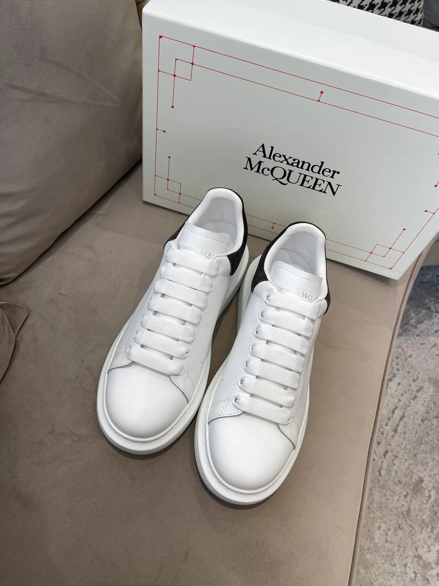 MCQUEEN SNEAKER