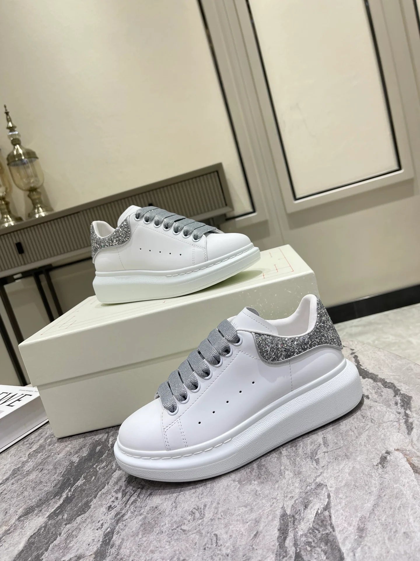 MCQUEEN SNEAKER